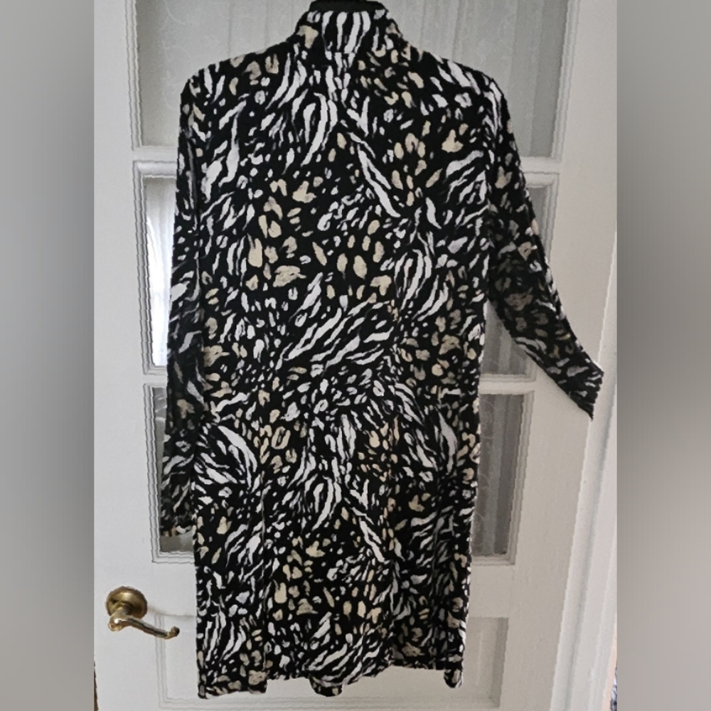 EUC UPF+50 casual dress.
